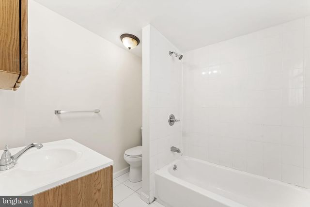 1310 S BANCROFT ST, Philadelphia, PA 19146