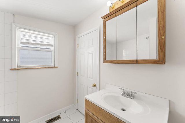 1310 S BANCROFT ST, Philadelphia, PA 19146