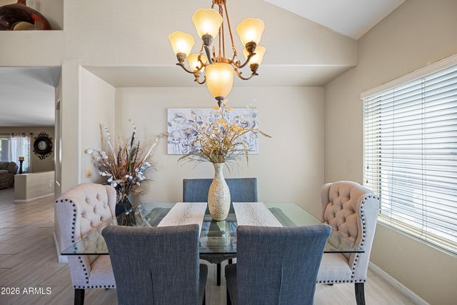 8320 W BERRIDGE Lane, Glendale, AZ 85305