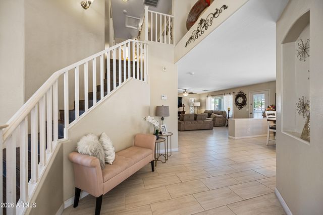 8320 W BERRIDGE Lane, Glendale, AZ 85305