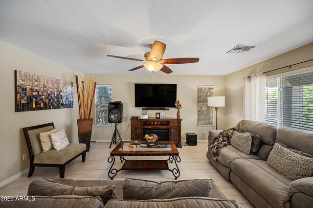 8320 W BERRIDGE Lane, Glendale, AZ 85305
