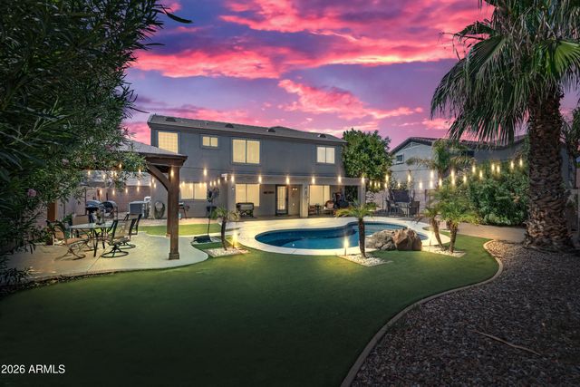 8320 W BERRIDGE Lane, Glendale, AZ 85305