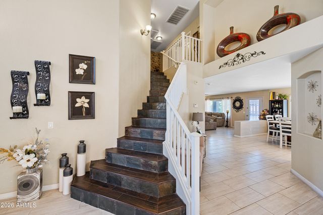 8320 W BERRIDGE Lane, Glendale, AZ 85305