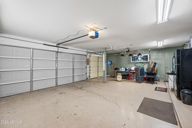 8320 W BERRIDGE Lane, Glendale, AZ 85305