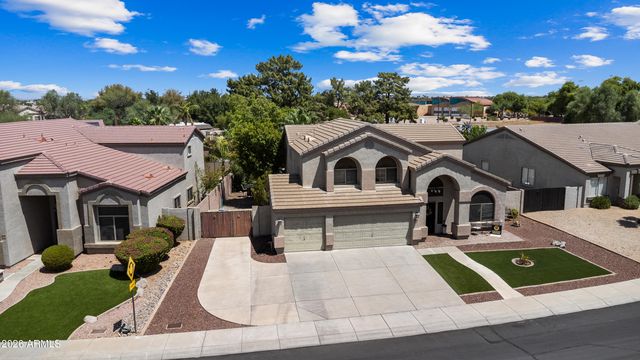 8320 W BERRIDGE Lane, Glendale, AZ 85305