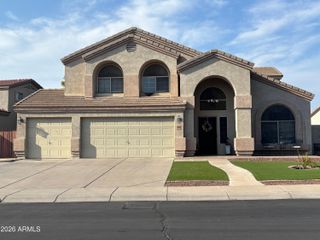 8320 W BERRIDGE Lane, Glendale, AZ 85305