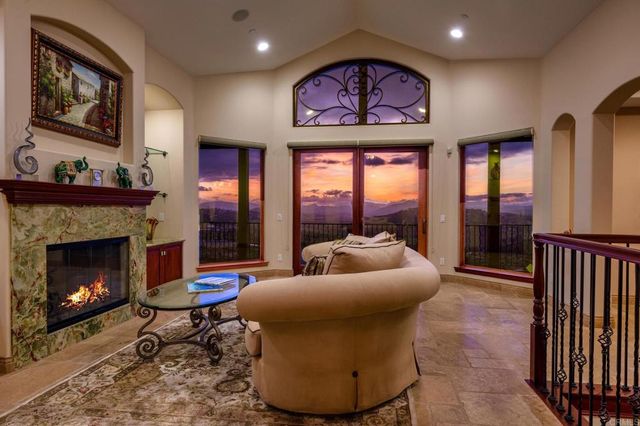 14817 Highland Valley Road, Escondido, CA 92025