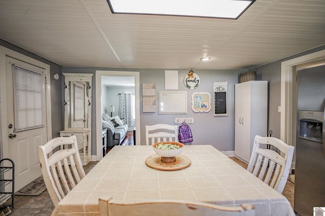 10702 Scale Road, Benton, KY 42025