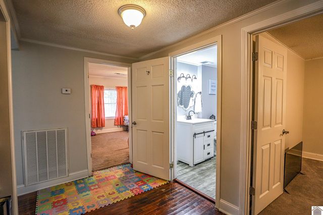 10702 Scale Road, Benton, KY 42025