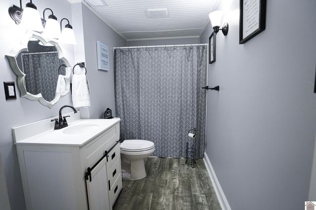 10702 Scale Road, Benton, KY 42025