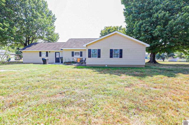 10702 Scale Road, Benton, KY 42025