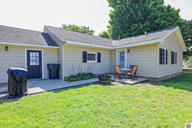 10702 Scale Road, Benton, KY 42025