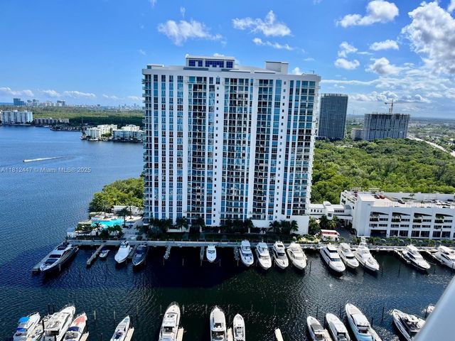 17301 Biscayne Blvd 2105, North Miami Beach, FL 33160