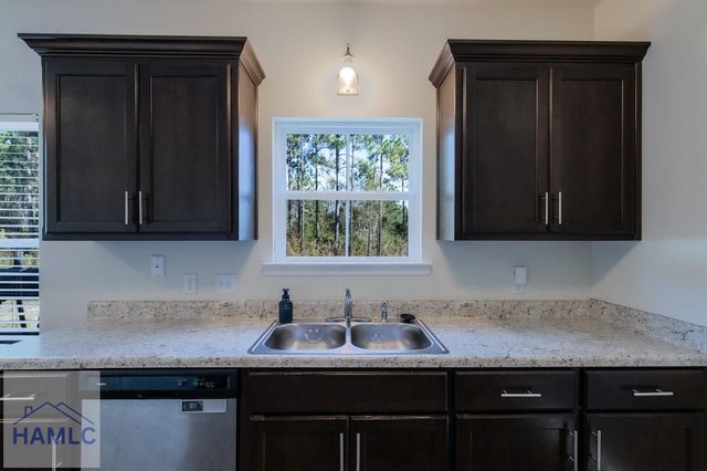 504 Rutledge Drive, Hinesville, GA 31313