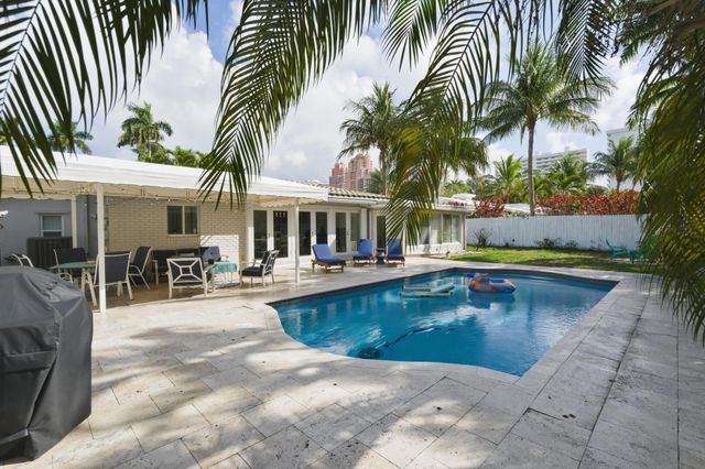 3036 NE 19th Street, Fort Lauderdale, FL 33305