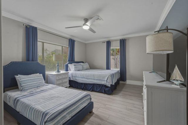 3036 NE 19th Street, Fort Lauderdale, FL 33305