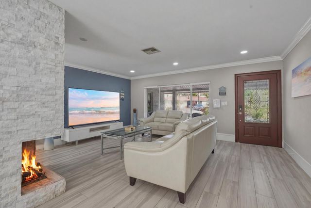 3036 NE 19th Street, Fort Lauderdale, FL 33305