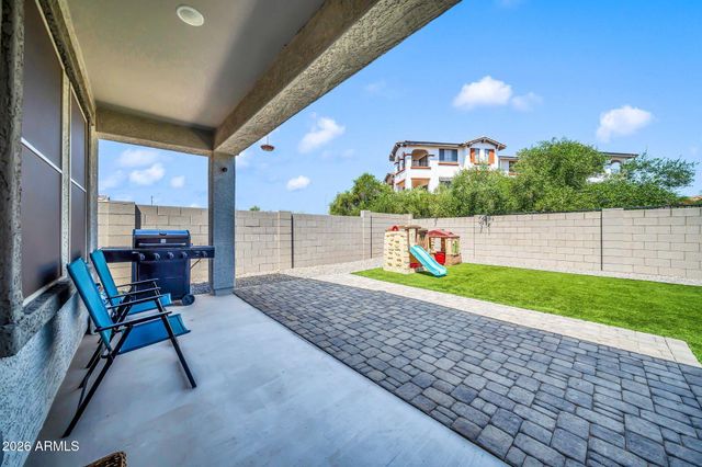 16524 W DESERT MIRAGE Drive, Surprise, AZ 85388