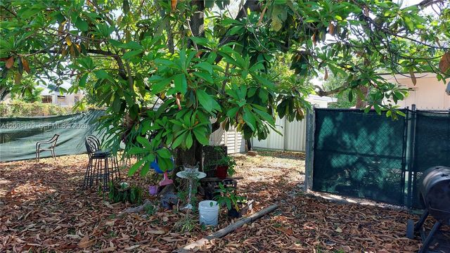 3087 SW 5th St, Miami, FL 33135