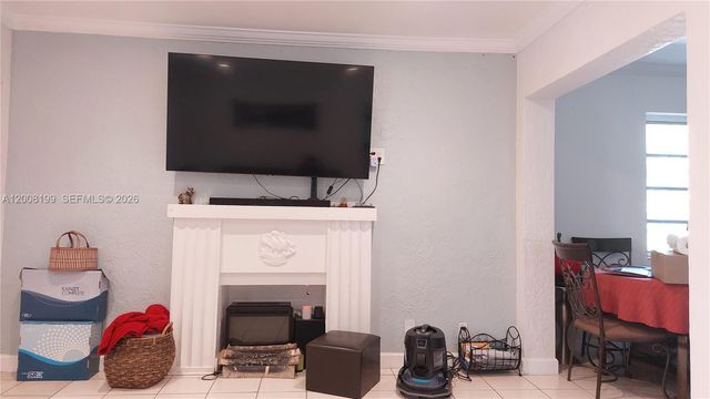 3087 SW 5th St, Miami, FL 33135