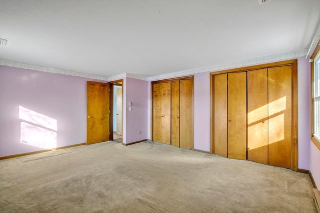17 Labelle Cir, Chicopee, MA 01020