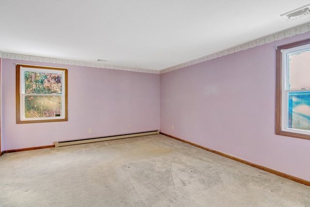 17 Labelle Cir, Chicopee, MA 01020