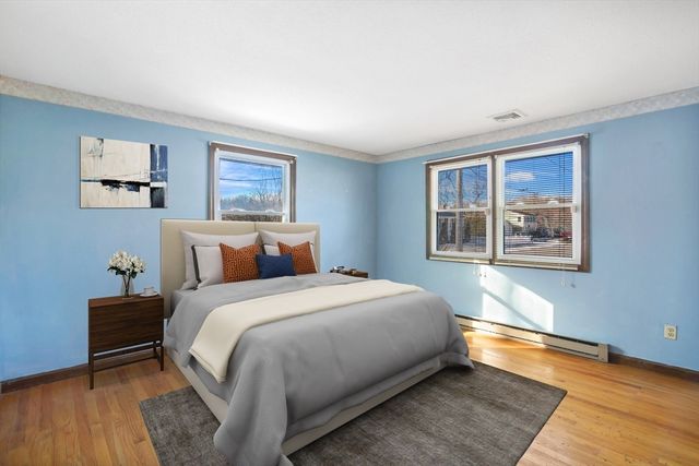 17 Labelle Cir, Chicopee, MA 01020
