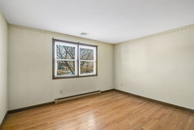 17 Labelle Cir, Chicopee, MA 01020