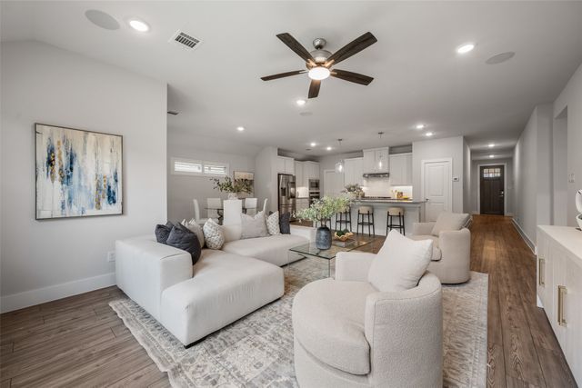 590 Torrey Pines Circle, Heath, TX 75032