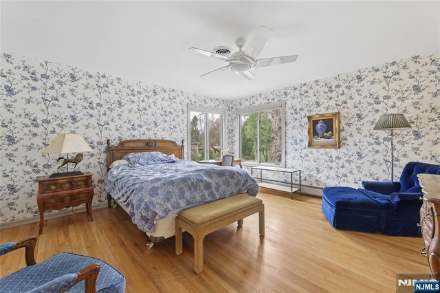 9 Toboggan Ridge Road, Saddle River, NJ 07458