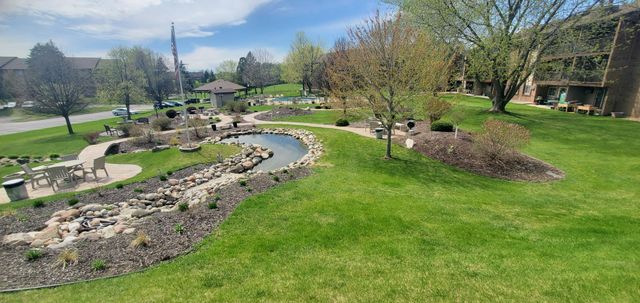 3420 Golfview Drive 121, Eagan, MN 55123