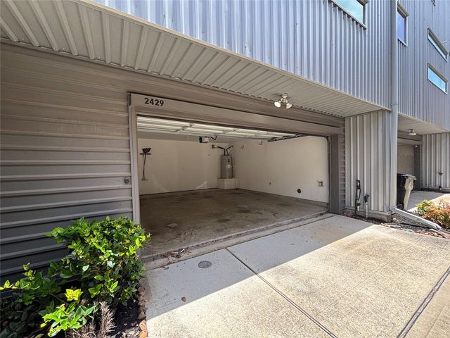 2429 Wentworth Street, Houston, TX 77004