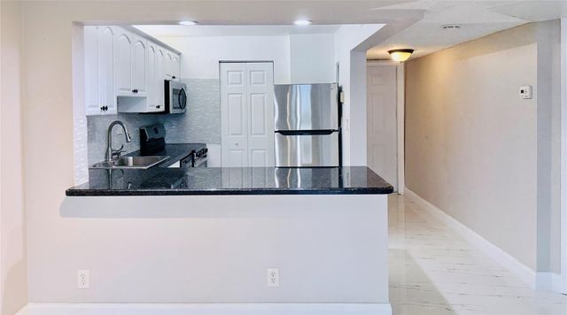 8060 Colony Cir 209, Fort Lauderdale, FL 33321