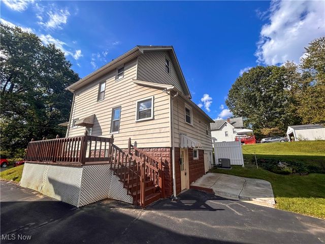 71 Fairview Street, Campbell, OH 44405