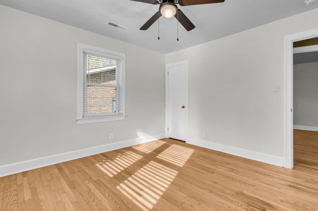 5830 Beverly Drive, Hanahan, SC 29410