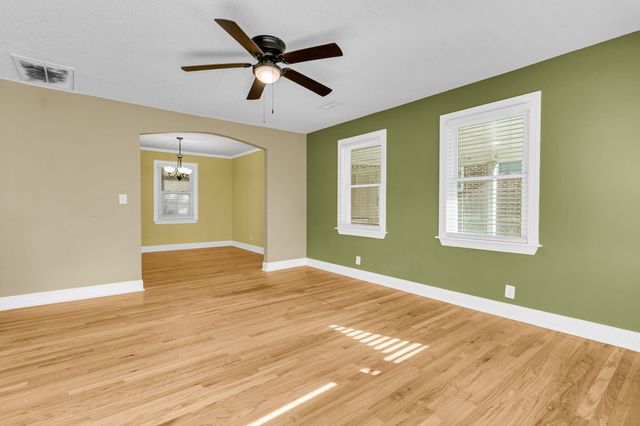 5830 Beverly Drive, Hanahan, SC 29410