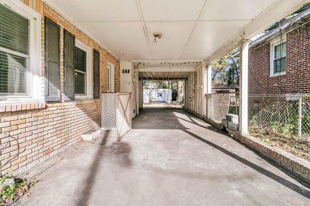 5830 Beverly Drive, Hanahan, SC 29410