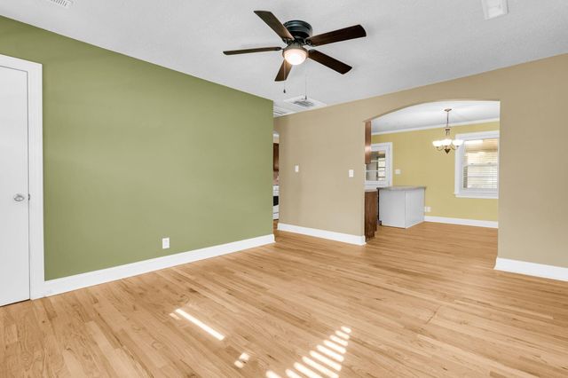 5830 Beverly Drive, Hanahan, SC 29410