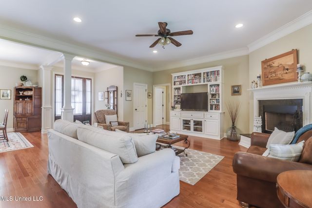 7334 N Aberdeen Drive, Pass Christian, MS 39571