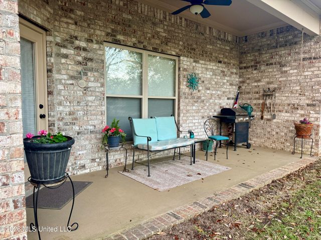 7334 N Aberdeen Drive, Pass Christian, MS 39571