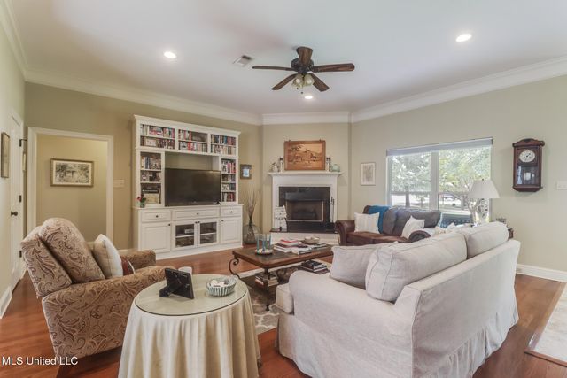 7334 N Aberdeen Drive, Pass Christian, MS 39571