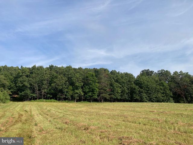 LIGHT RD, Winchester, VA 22603