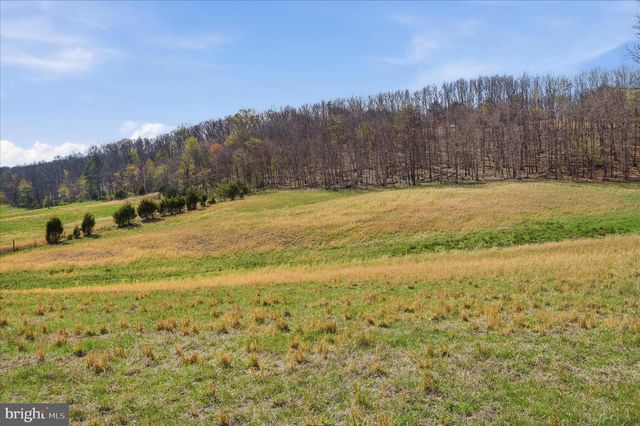 LIGHT RD, Winchester, VA 22603