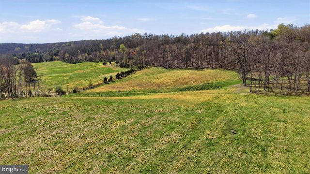 LIGHT RD, Winchester, VA 22603