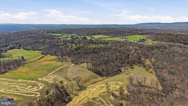 LIGHT RD, Winchester, VA 22603