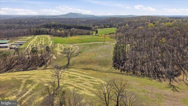 LIGHT RD, Winchester, VA 22603