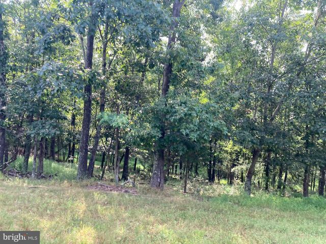 LIGHT RD, Winchester, VA 22603