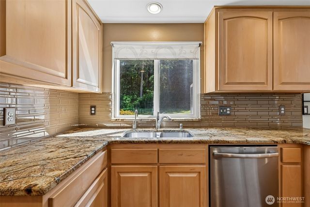 5830 Tulalip Shores Road, Tulalip, WA 98271