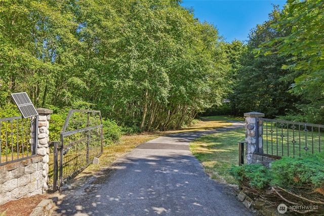 5830 Tulalip Shores Road, Tulalip, WA 98271