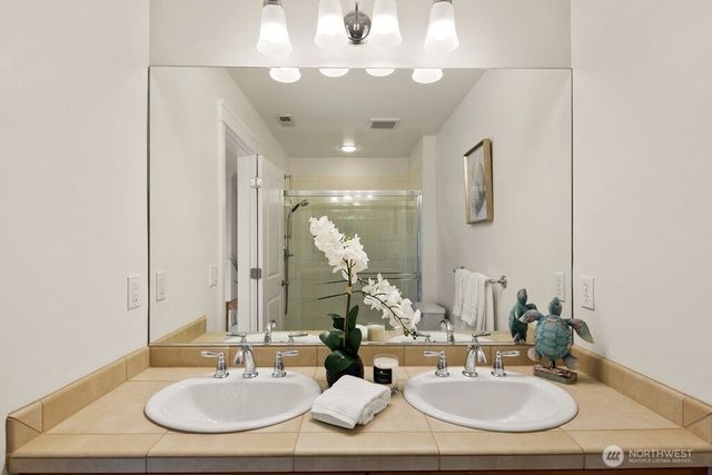 4338 28th Avenue S, Seattle, WA 98108